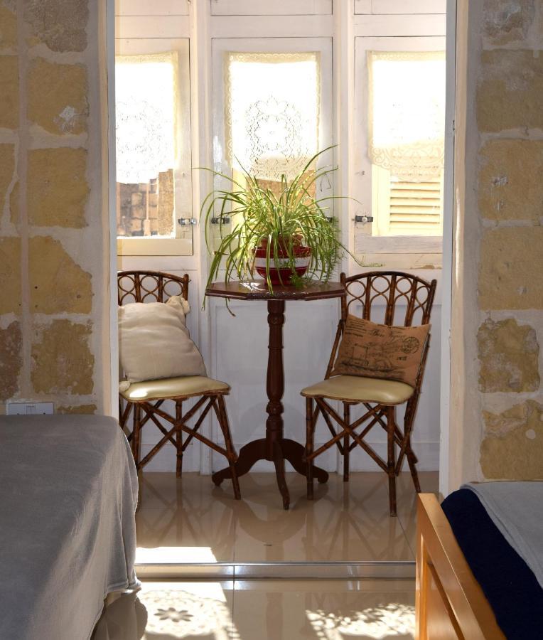 Maria Townhouse Heart Of Victoria B&B 외부 사진