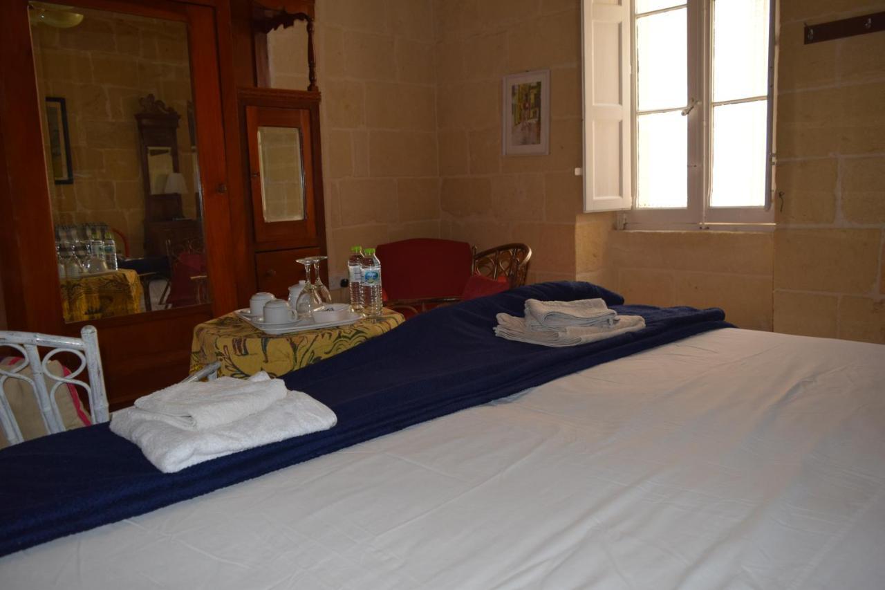 Maria Townhouse Heart Of Victoria B&B 외부 사진