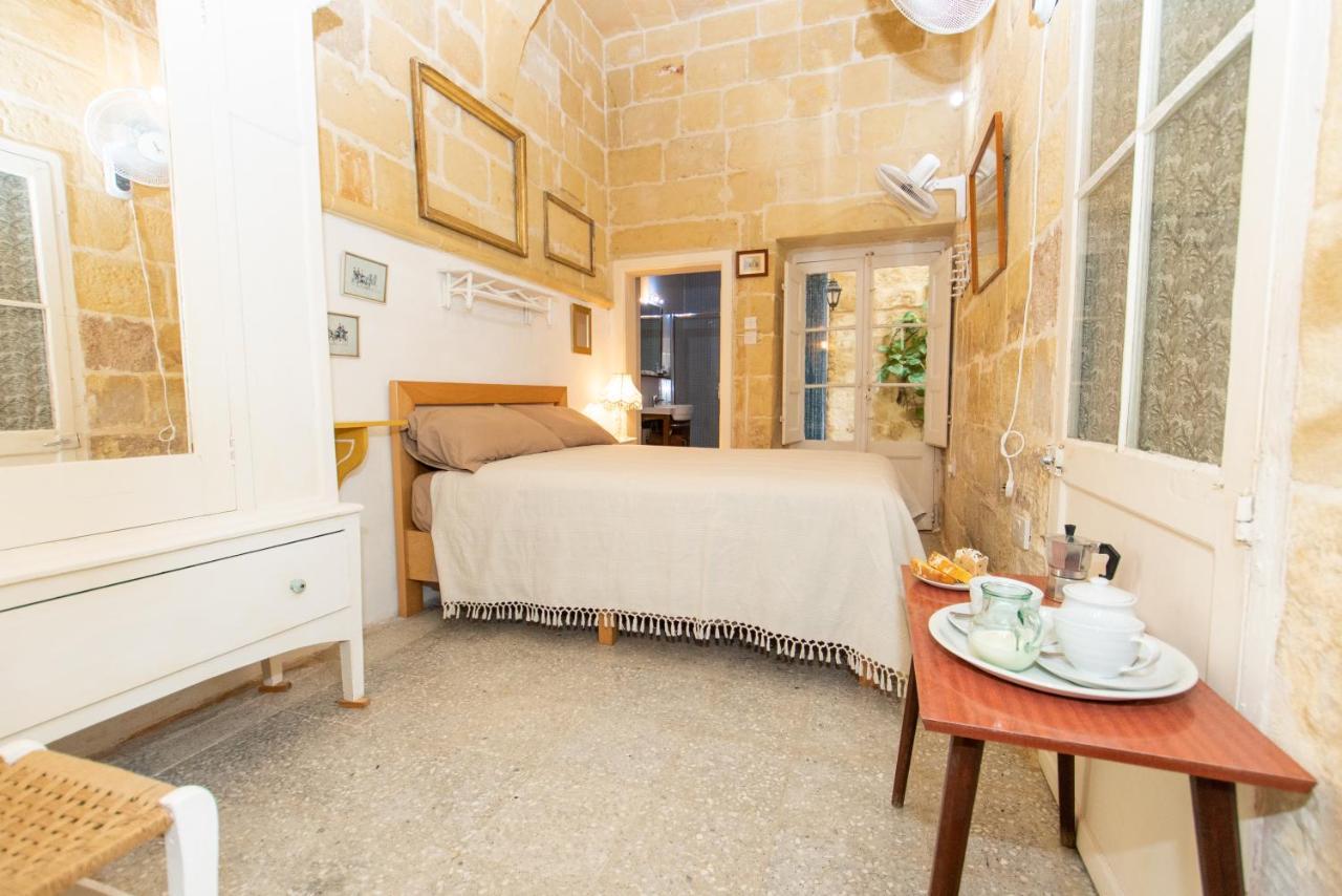 Maria Townhouse Heart Of Victoria B&B 외부 사진