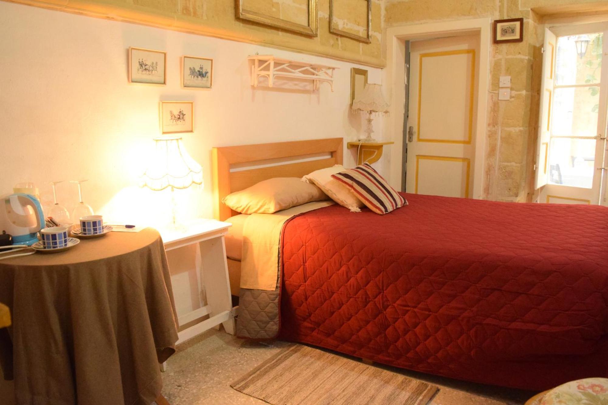 Maria Townhouse Heart Of Victoria B&B 외부 사진