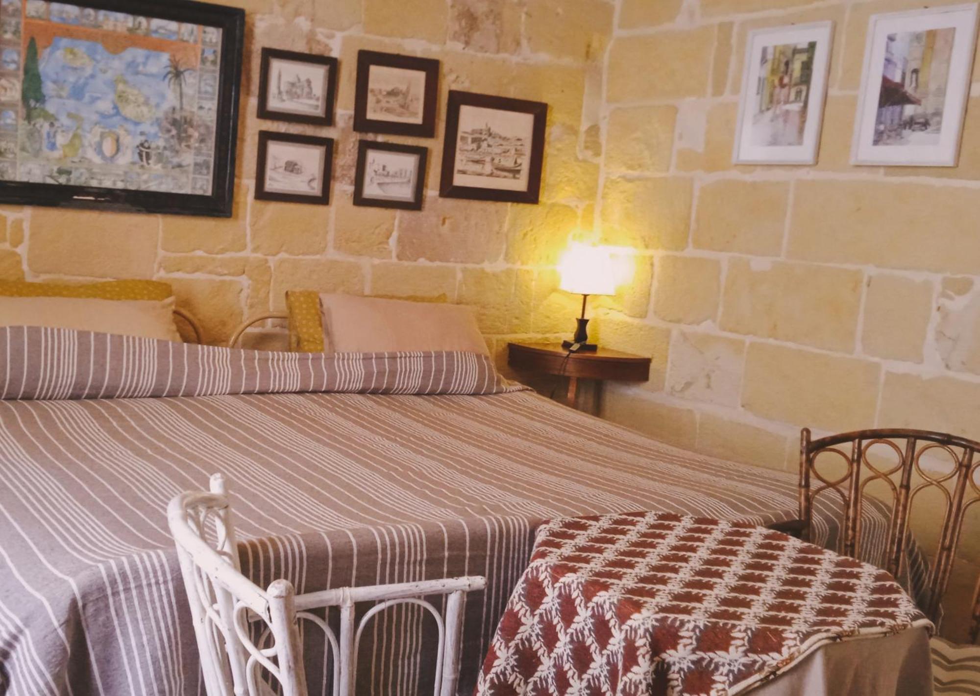 Maria Townhouse Heart Of Victoria B&B 외부 사진