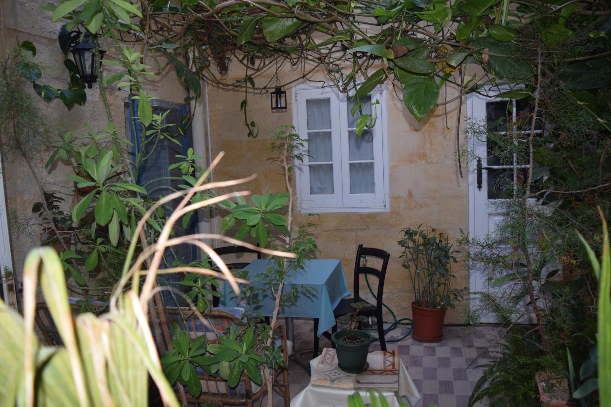 Maria Townhouse Heart Of Victoria B&B 외부 사진