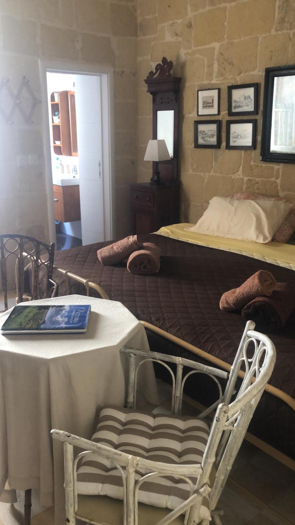 Maria Townhouse Heart Of Victoria B&B 외부 사진