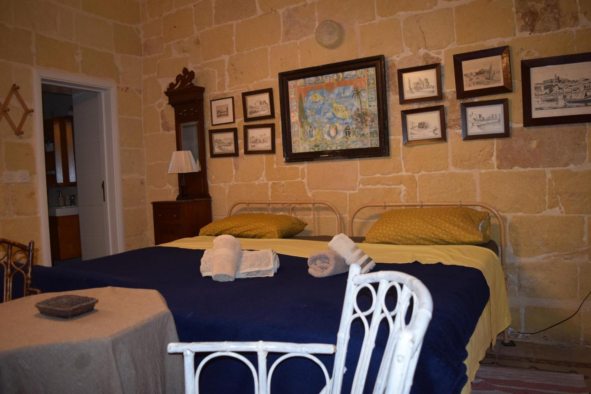 Maria Townhouse Heart Of Victoria B&B 외부 사진